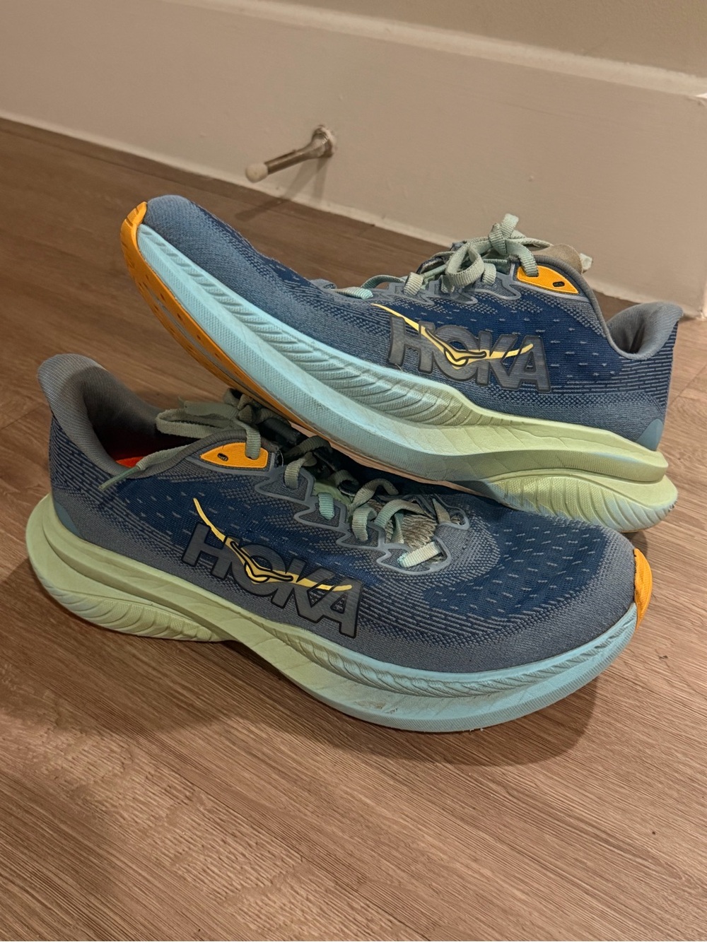 Hoka One One Mach 6 Mens Size 9D Blue Athletic Running Shoes Sneaker